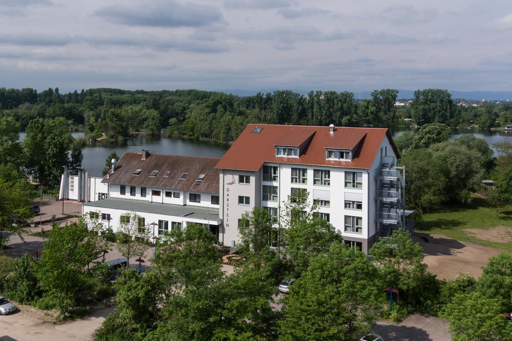 Hotel Darstein Altrip エクステリア 写真