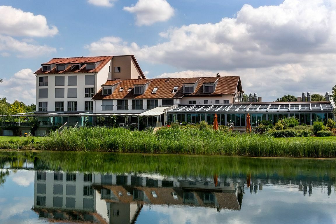 Hotel Darstein Altrip エクステリア 写真